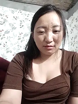 zhen-zo online show from April 15, 2026, 5:39 pm