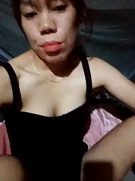 nhinhi-sexy online show from October 6, 2025, 10:32 pm