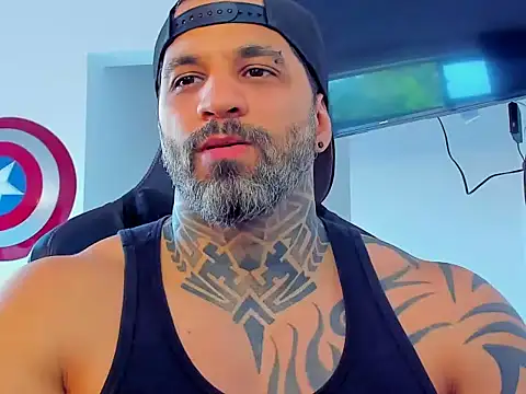 JoshRigby online show from November 4, 2025, 8:12 pm