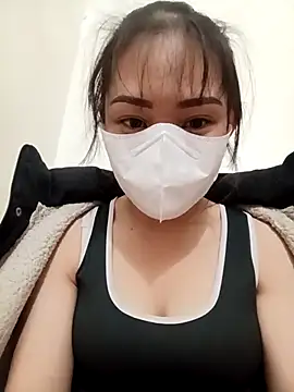 bree-zz online show from November 30, 2025, 12:22 am