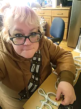 violentviolet68 online show from November 25, 2025, 6:08 pm