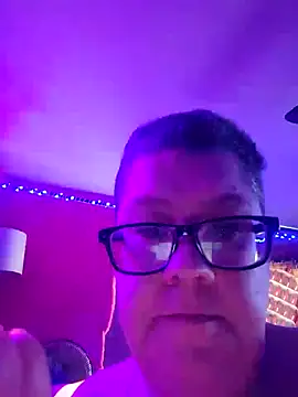 violentviolet68 online show from May 10, 2026, 3:25 pm