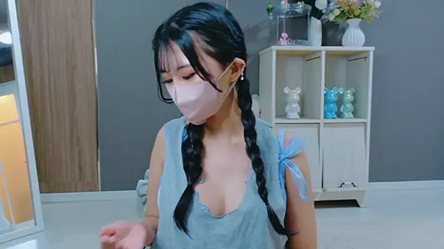 Snapshot of -Rukachi- chatting on November 3, 2025, 3:23 am -Rukachi- online show from November 3, 2025, 3:23 am