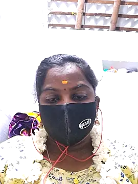 Tamil Hot Sindhu online show from October 4, 2025, 5:36 pm