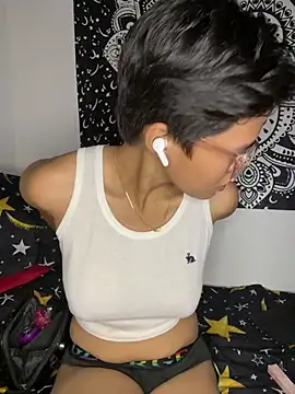 Snapshot of Obre17 chatting on February 23, 2026, 3:30 am Obre17 online show from February 23, 2026, 3:30 am