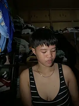 Snapshot of Obre17 chatting on September 28, 2025, 2:02 pm Obre17 online show from September 28, 2025, 2:02 pm