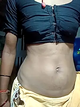 Snapshot of Lona2525 chatting on October 22, 2025, 8:30 pm Lona2525 online show from October 22, 2025, 8:30 pm