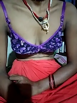 Snapshot of Lona2525 chatting on October 21, 2025, 6:40 pm Lona2525 online show from October 21, 2025, 6:40 pm