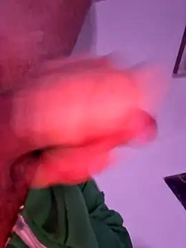 Nikbullx online show from October 29, 2025, 9:58 pm