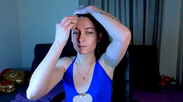 Snapshot of Emilly__Grey chatting on February 20, 2026, 7:27 pm Emilly Grey online show from February 20, 2026, 7:27 pm