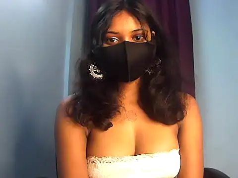 Snapshot of PAYARI_PURVI chatting on December 14, 2025, 9:26 am PAYARI PURVI online show from December 14, 2025, 9:26 am