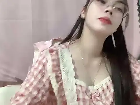 Ellie039 online show from October 25, 2025, 5:57 pm