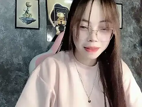 Ellie039 online show from October 6, 2025, 11:00 am