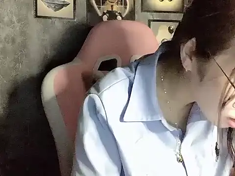 Ellie039 online show from October 4, 2025, 10:50 am