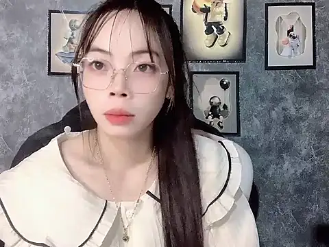 Ellie039 online show from October 19, 2025, 5:37 pm