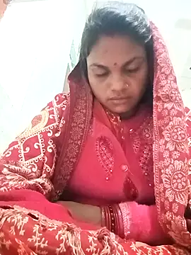 Snapshot of SHMA-77 chatting on November 22, 2025, 4:39 pm SHMA-77 online show from November 22, 2025, 4:39 pm