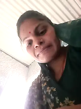 Snapshot of SHMA-77 chatting on November 23, 2025, 9:41 am SHMA-77 online show from November 23, 2025, 9:41 am