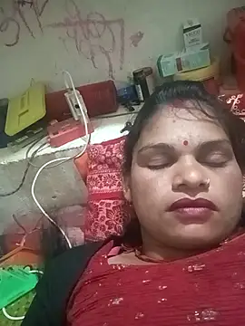 Snapshot of SHMA-77 chatting on February 14, 2026, 3:23 pm SHMA-77 online show from February 14, 2026, 3:23 pm