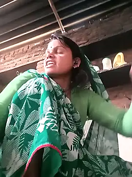 Snapshot of SHMA-77 chatting on November 25, 2025, 3:29 am SHMA-77 online show from November 25, 2025, 3:29 am