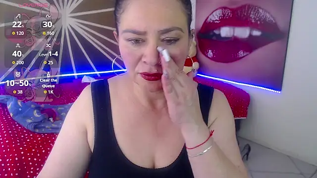 Snapshot of SapphireMist chatting on January 10, 2026, 2:01 pm SapphireMist online show from January 10, 2026, 2:01 pm