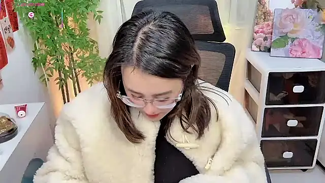 NEWONETO online show from February 15, 2026, 1:21 pm