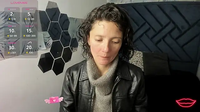 Valery More   online show from January 13, 2026, 12:09 pm