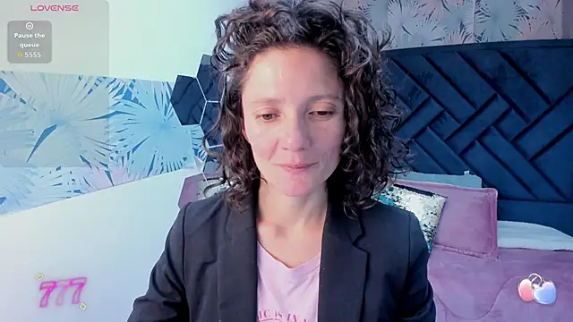 Valery More   online show from May 14, 2026, 1:08 pm