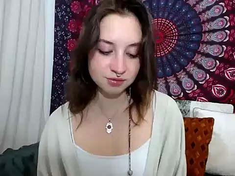 AdalynKiss online show from November 18, 2025, 7:28 pm