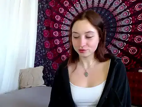 Snapshot of AdalynKiss chatting on May 19, 2026, 6:42 am AdalynKiss online show from May 19, 2026, 6:42 am