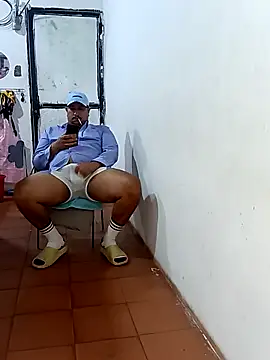 Snapshot of Tequilamaster chatting on February 25, 2026, 12:16 pm Tequilamaster online show from February 25, 2026, 12:16 pm