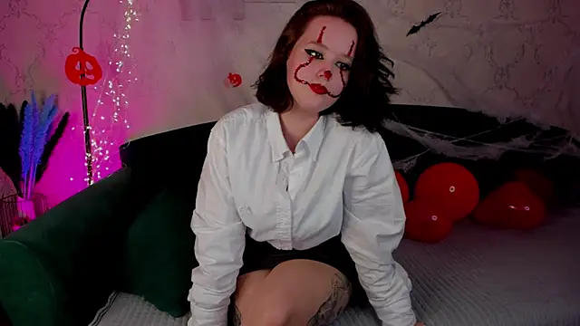 Snapshot of Violet_Ferguson chatting on November 1, 2025, 5:40 pm Violet Ferguson online show from November 1, 2025, 5:40 pm