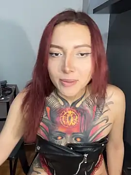 Snapshot of SelenaRouge1 chatting on February 28, 2026, 3:06 am SelenaRouge1 online show from February 28, 2026, 3:06 am