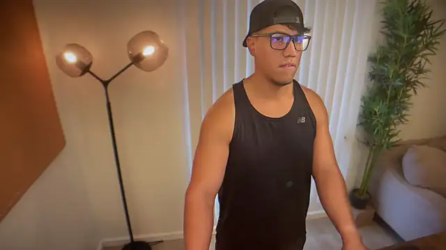 austinfxxx online show from October 13, 2025, 5:47 pm