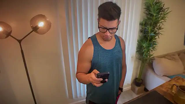 austinfxxx online show from October 10, 2025, 6:42 pm