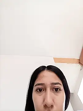 Amelia Rivas online show from November 14, 2025, 11:47 am