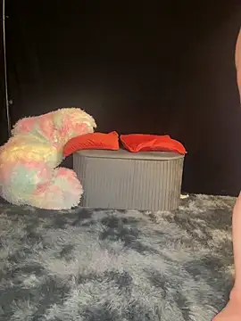 SaraNoir80 online show from February 3, 2026, 12:54 am