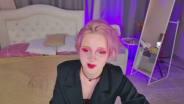 Snapshot of luna_son chatting on November 20, 2025, 6:14 am luna son online show from November 20, 2025, 6:14 am