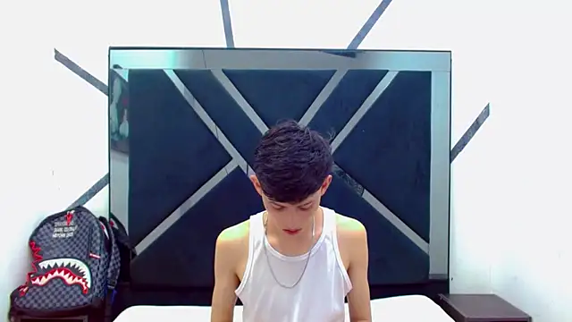 thaigo twink38 online show from November 13, 2025, 5:39 pm