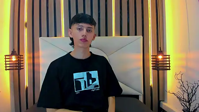 thaigo twink38 online show from March 19, 2026, 7:58 pm