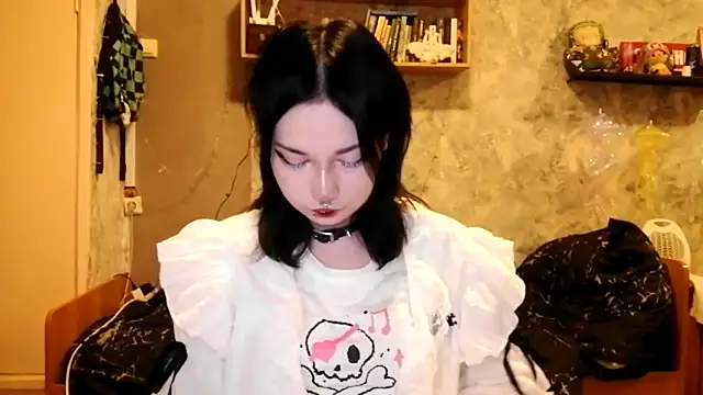 Beeping Creature online show from October 22, 2025, 5:45 pm