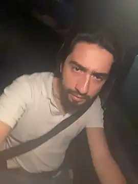 Snapshot of maximusdominus26 chatting on November 4, 2025, 8:40 am maximusdominus26 online show from November 4, 2025, 8:40 am