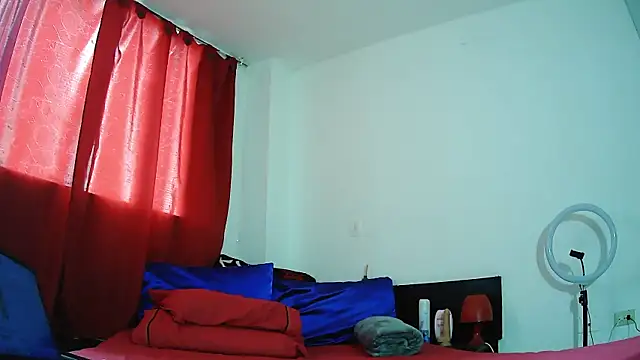 Snapshot of MissAsly chatting on December 1, 2025, 4:41 pm MissAsly online show from December 1, 2025, 4:41 pm