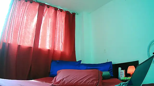 Snapshot of MissAsly chatting on November 30, 2025, 3:24 pm MissAsly online show from November 30, 2025, 3:24 pm