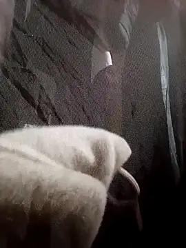 Khanhu xx online show from February 22, 2026, 2:47 am