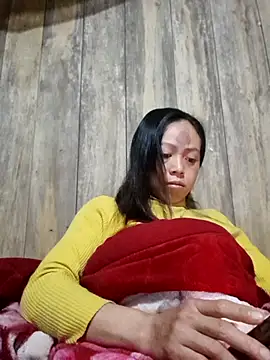 Tuyet xx online show from November 23, 2025, 11:15 pm