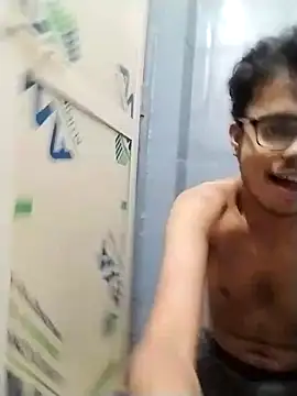 sexybobby13 online show from February 10, 2026, 10:58 am