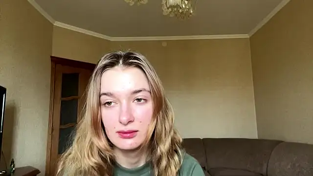 CoraJamerson online show from October 11, 2025, 9:43 am
