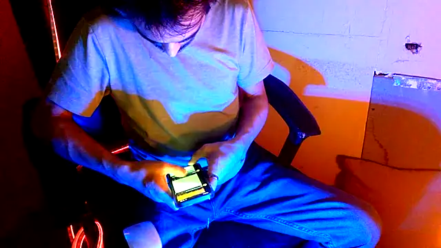 highinhtxx online show from February 11, 2026, 5:35 pm