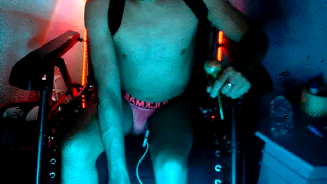 highinhtxx online show from March 11, 2026, 2:05 am