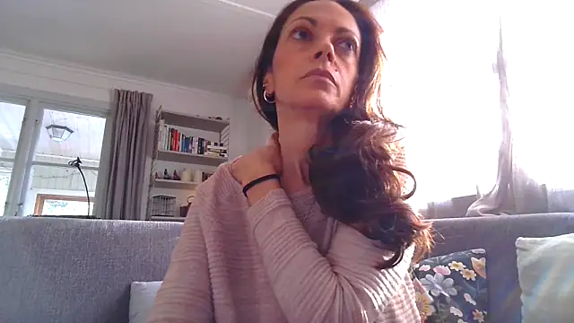 Snapshot of LoveAndRopes chatting on March 3, 2026, 8:32 am LoveAndRopes online show from March 3, 2026, 8:32 am